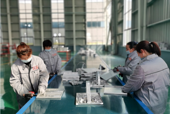 铝溢金属、铝溢建材